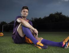  那不勒斯四部曲 埃莱娜·费兰特 