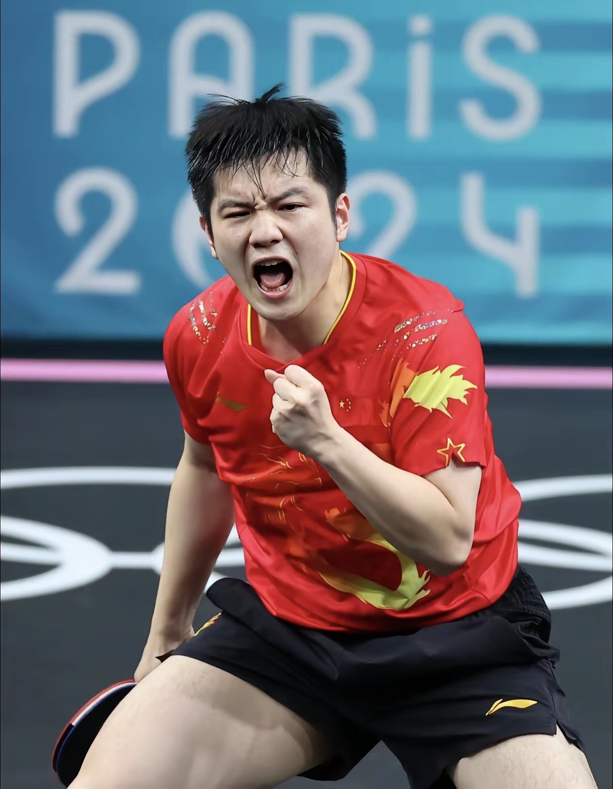 又见绝平！纽约尼克斯与巴塞罗那鏖战至终场，樊振东读秒救主(终场表演石凯歌词)